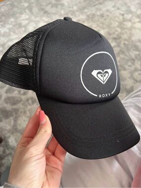 Roxy Black Cap with White Logo